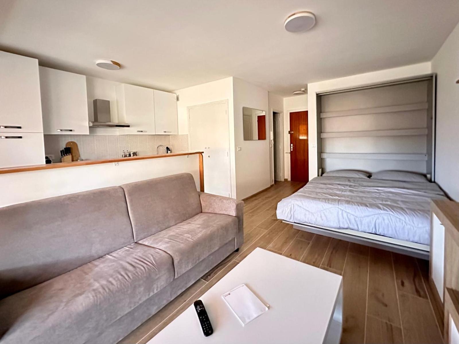 Studio Kialeo Pres De La Plage Avec Parking Rocabruna Exterior foto