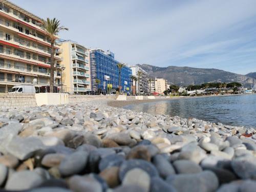 Studio Kialeo Pres De La Plage Avec Parking Rocabruna Exterior foto